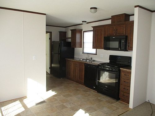 1st image of 38077 Franklin Dr