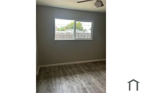 3841 Cypress St Photo 1