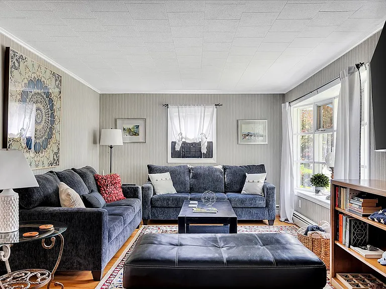 10 Ritchie Pl — Photo 1
