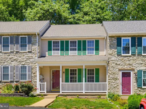 15 Deep Hollow Ln, Lancaster, PA 17603