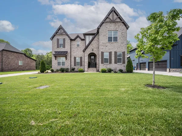 6909 Springwater St, Smyrna, TN 37167