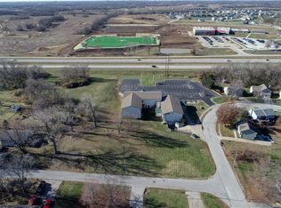 10420 N Wyandotte St, Kansas City, MO 64155