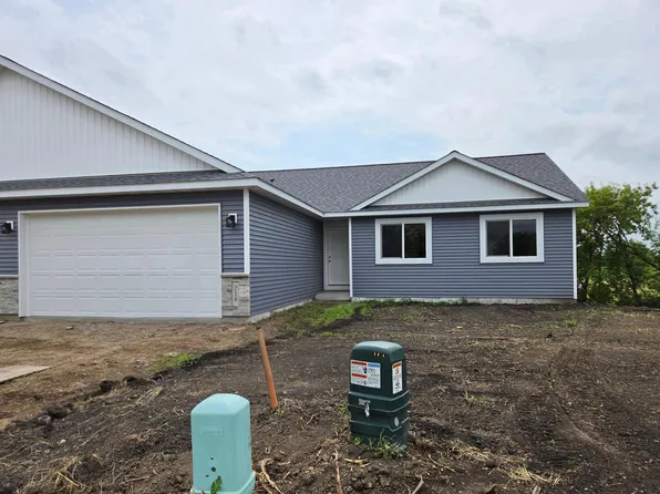 218 Fischer Ct NW, Montgomery, MN 56069