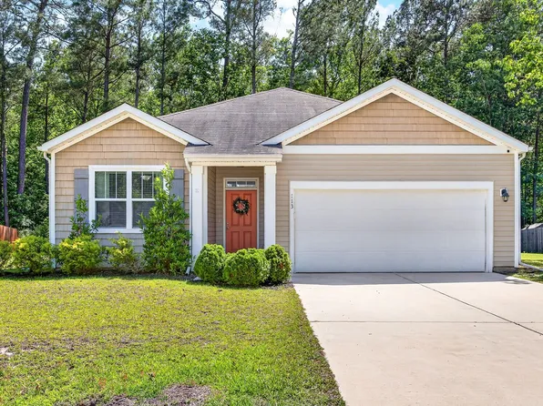 113 Old Dock Landing Rd, Sneads Ferry, NC 28460