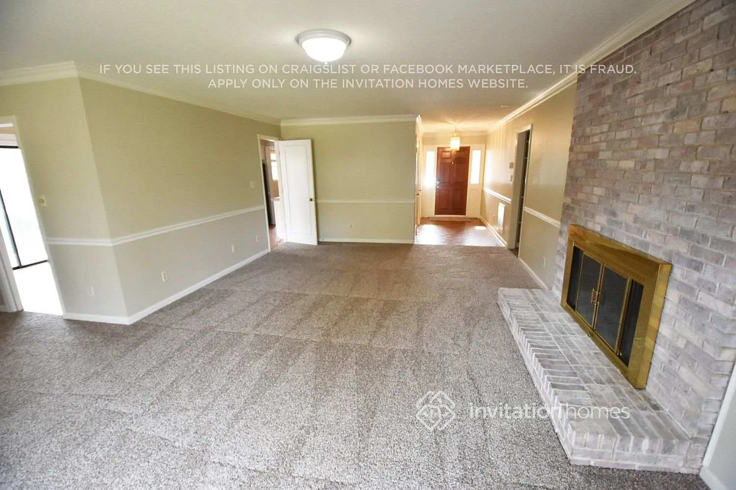 7131 Hillside Ln Charlotte, NC 28226 — Photo 2