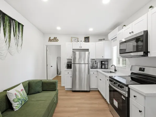 48 S Catalina St, Gilbert, AZ 85233