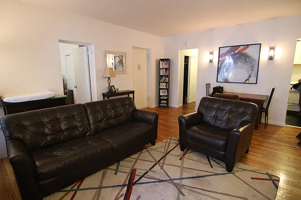 Rented by America Mecca Realty LLC | media 27