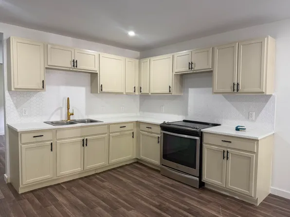 2910 Birmingham Ave, Dallas, TX 75215