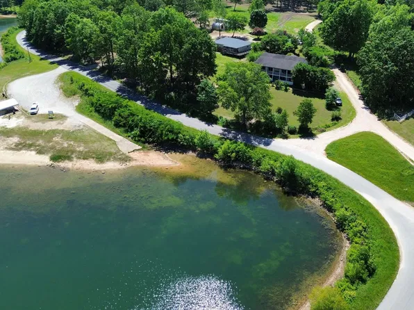 1350 Circle Rd, Ash Flat, AR 72513