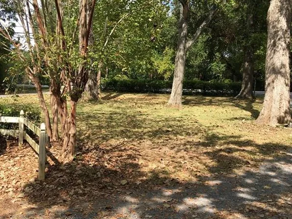 2208 Woodley Rd, Montgomery, AL 36111