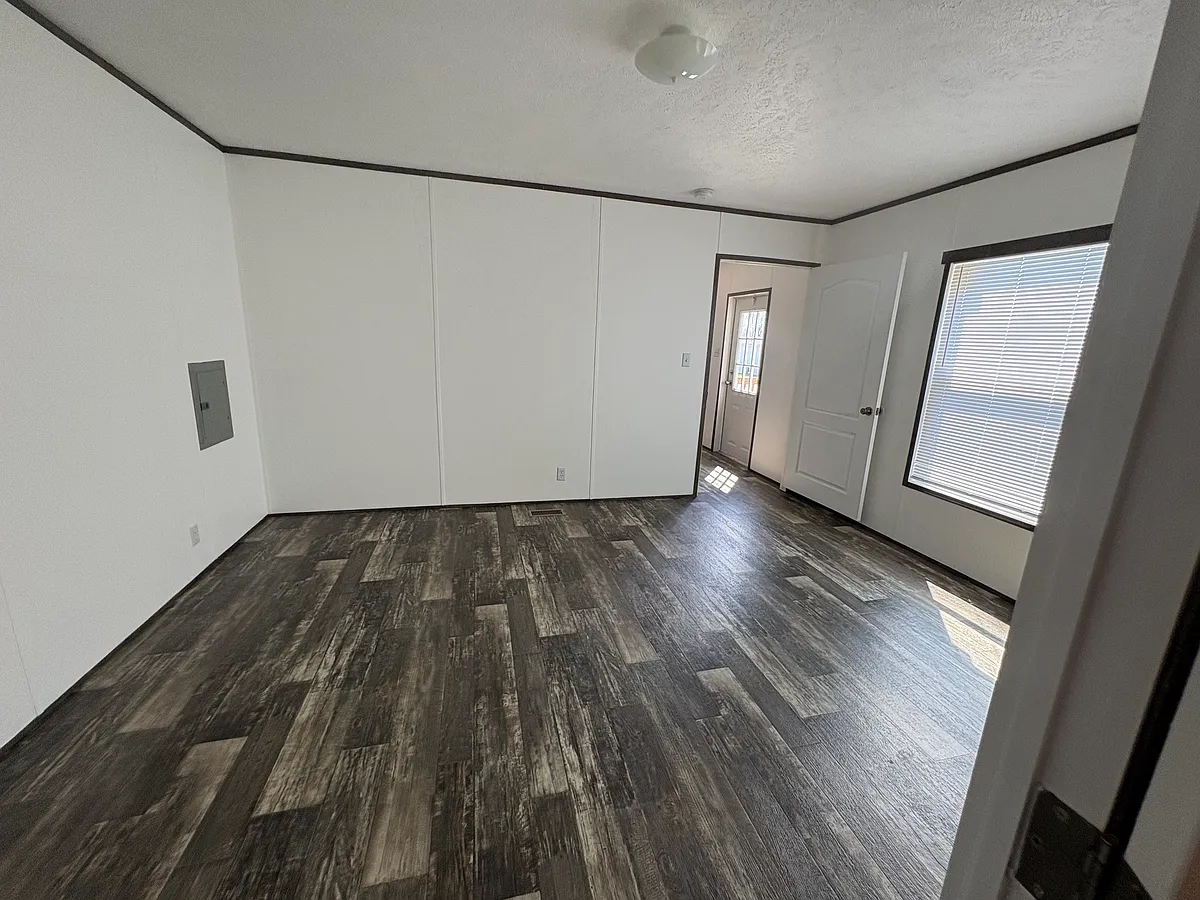 Building Photo - 741 Waltham Dr