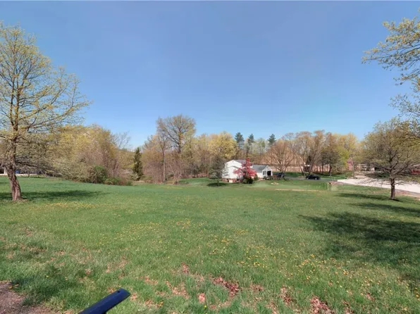 V/l Somrack Dr, Willoughby, OH 44094