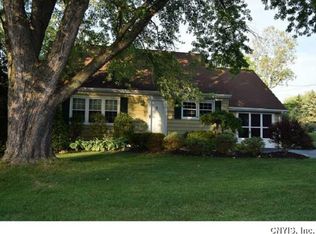 2 Devon Pl, Camillus, NY 13031