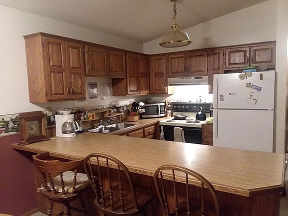 2nd image of 11133 Edgewood Cir N