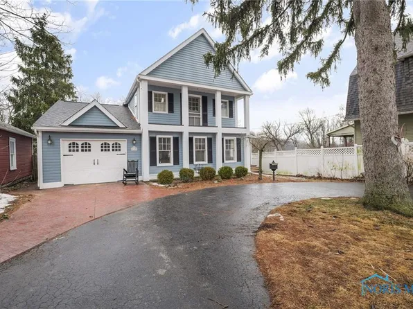 113 S River Rd, Waterville, OH 43566