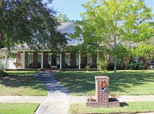 15 Chandeleur Cv, Ocean Springs, MS 39564