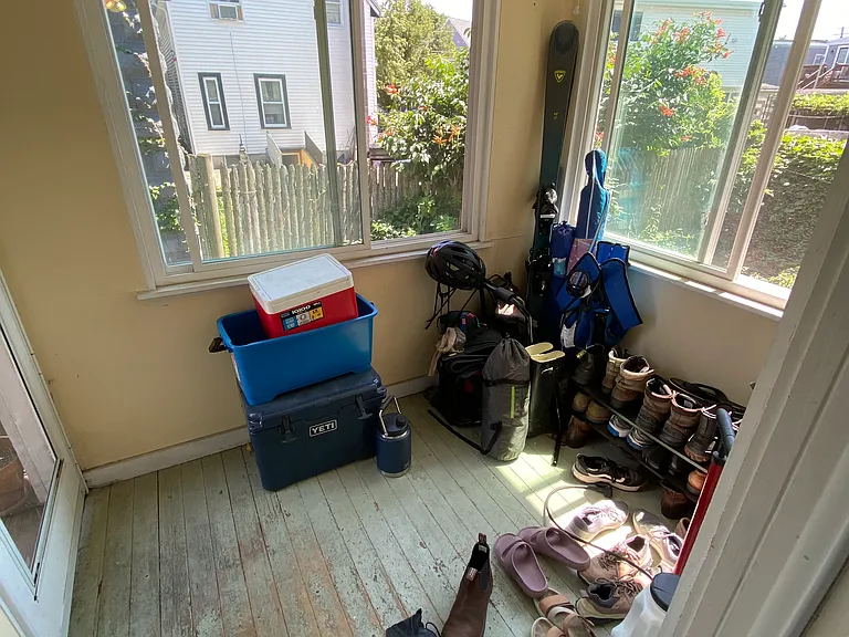 8 Elsmere Ter #1 — Photo 34