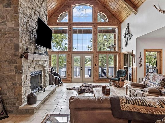 5th image of 107 Harbor Point