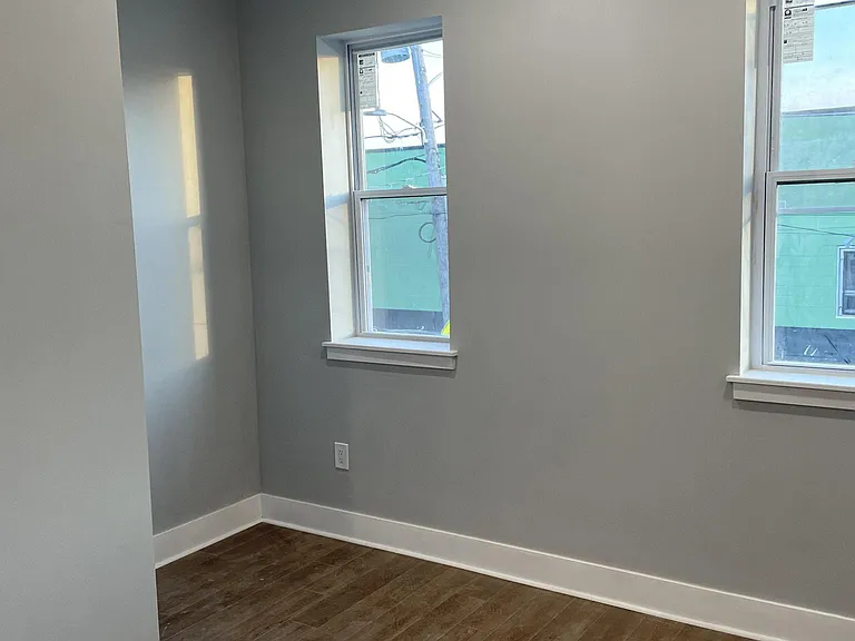 1837 E Sergeant St — Photo 12