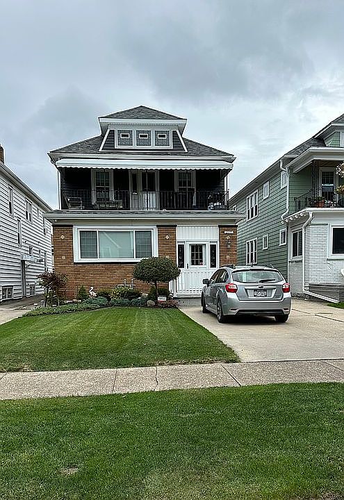 207 Lovering 