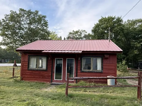 4765 Ausable Rd, Oscoda, MI 48750