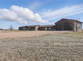 13267 Hillsview Dr, Hot springs, SD 57747