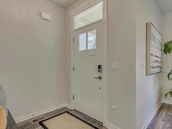 Front door (model)