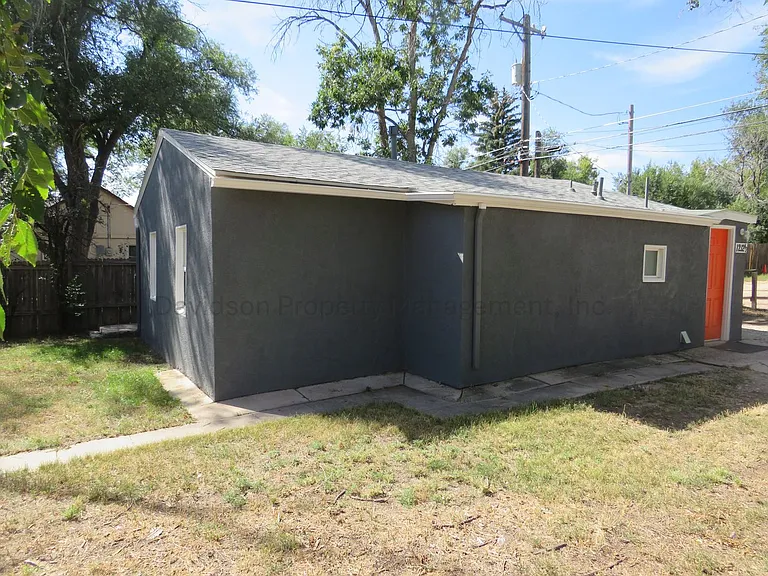 1212 1/2 McArthur Ave — Photo 10