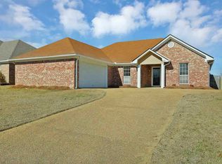 269 August Dr, Brandon, MS 39042