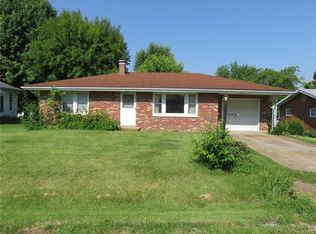 25 Richard St, Waterloo, IL 62298