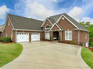 6821 Rivercrest Dr, Trussville, AL 35173