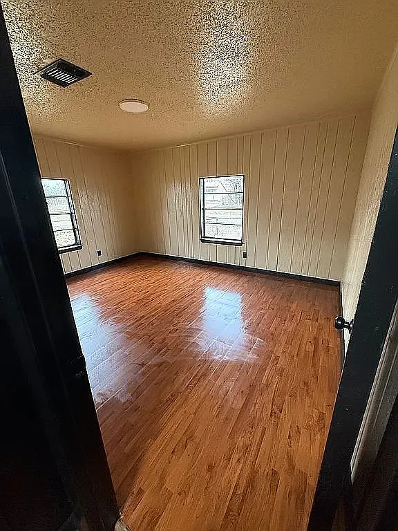3 bed, 1536 sqft, $1,100 — Photo 3