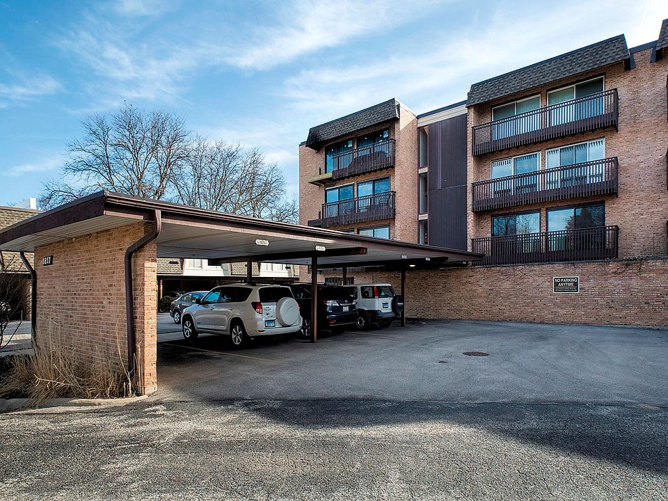 1st image of 1817 Tanglewood Dr Unit 4A