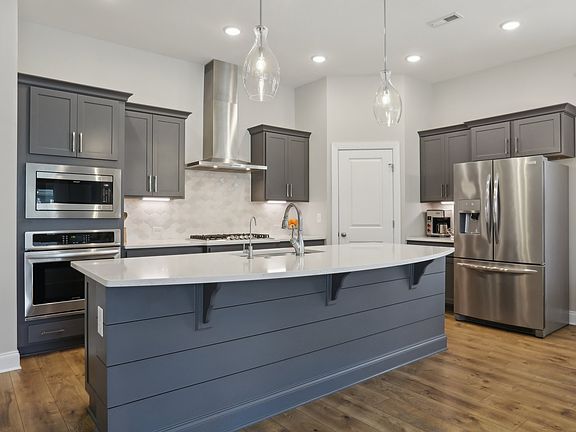 4th image of 484 Abington Dr
