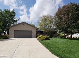 308 Hickory Ave, Forreston, IL 61030