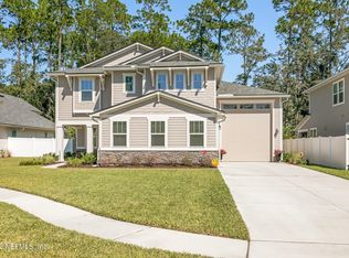 1098 Flach Dr, Saint Johns, FL 32259