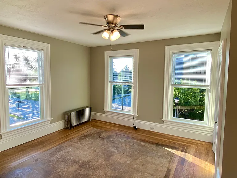 Large front bedroom.