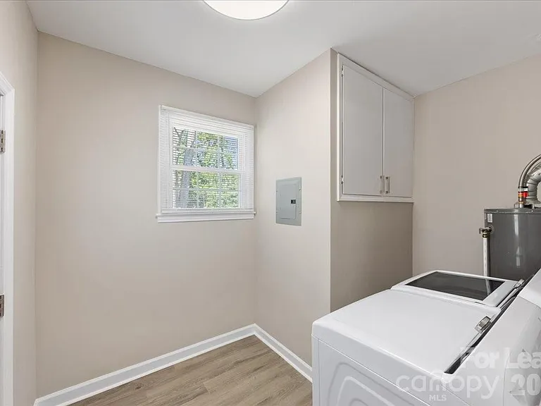 4706 Walden Ct — Photo 17