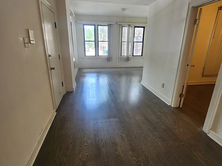 5311 S Maryland Ave #1 — Photo 5