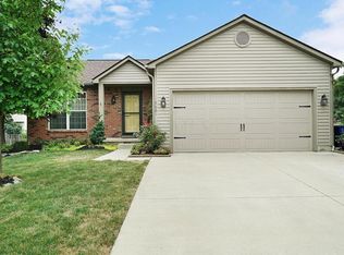9061 Holquest Dr, Lewis Center, OH