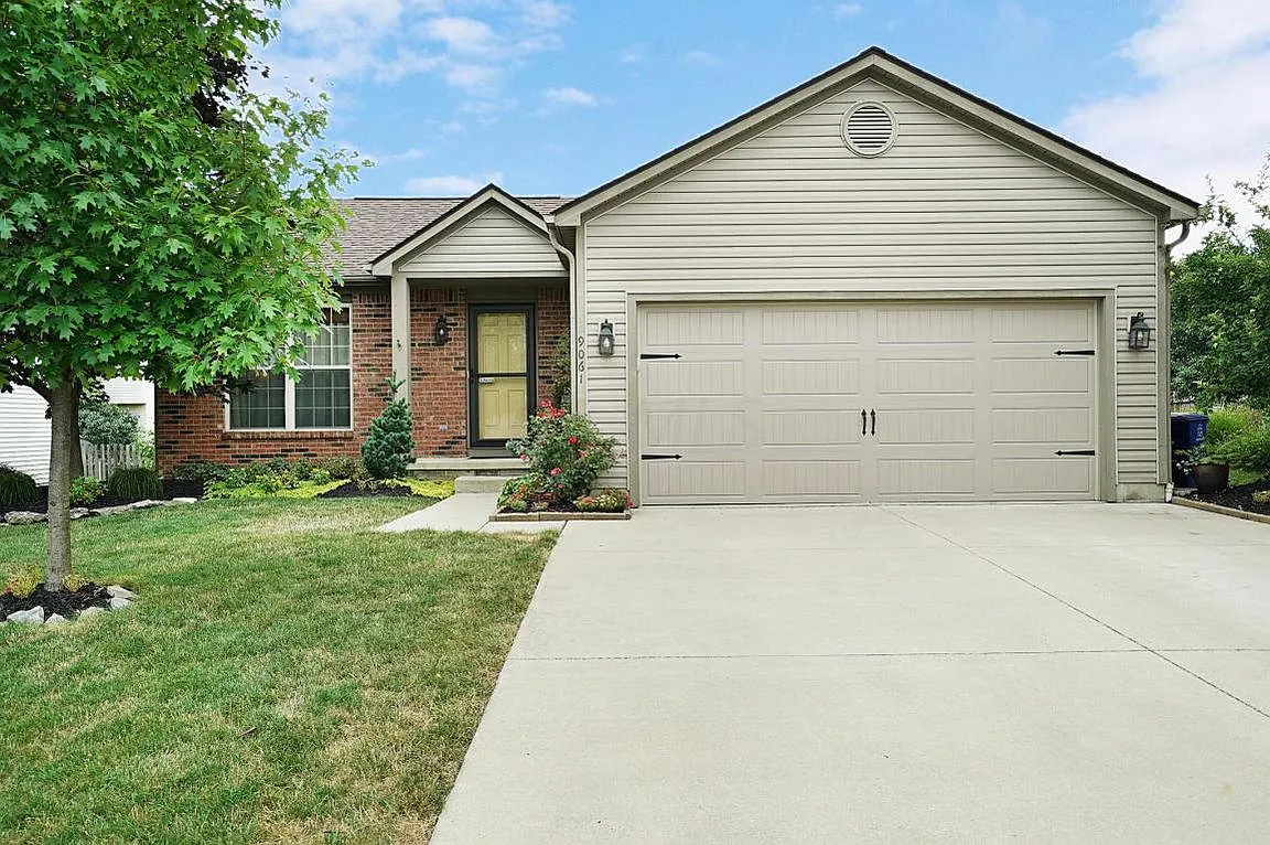 9061 Holquest Dr photo 1