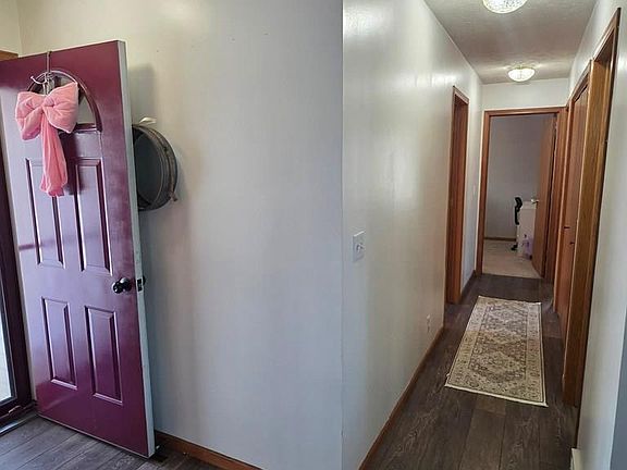 5th image of 1123 Pleasant View Dr