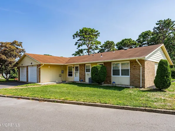 86A Buckingham Drive, Manchester, NJ 08759