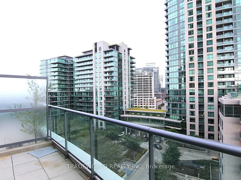 219 Fort York Blvd #807 — Photo 9