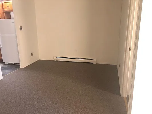 Rented by 18 REALTY | media 11