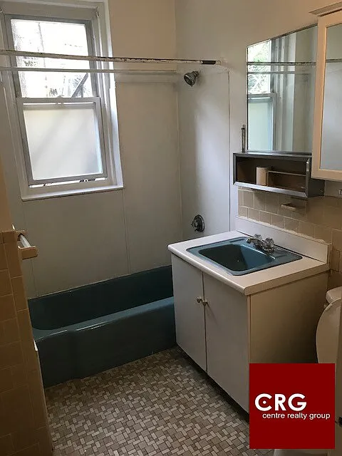 1 bed, 1.0 bath, $2,575 — Photo 4