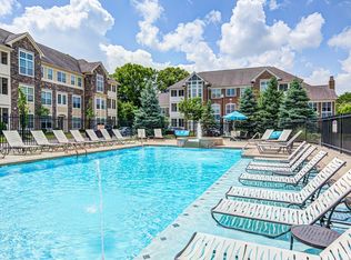 11289 Hamilton Crest Blvd E #3-302, Fishers, IN 46037