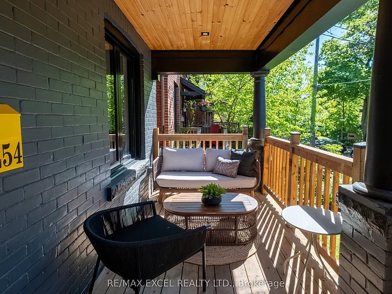 254 Bain Ave — Photo 4