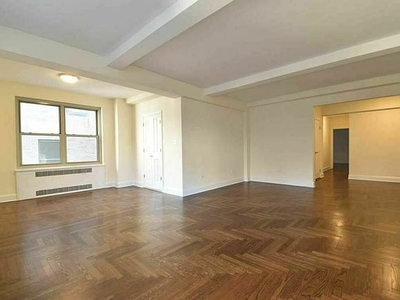 5th image of 28 E 73rd St Suite 6AB
