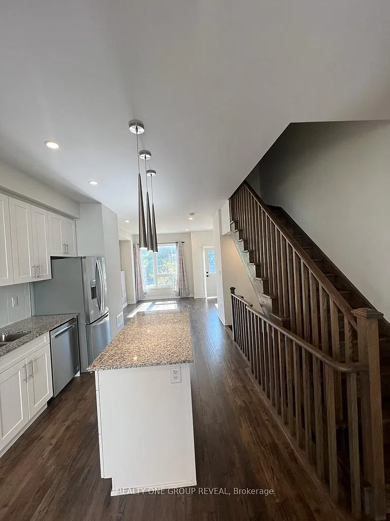 3 bed, $3,000 — Photo 3
